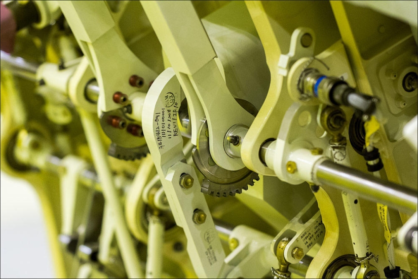 About the life of the Superjet About the life of the Superjet