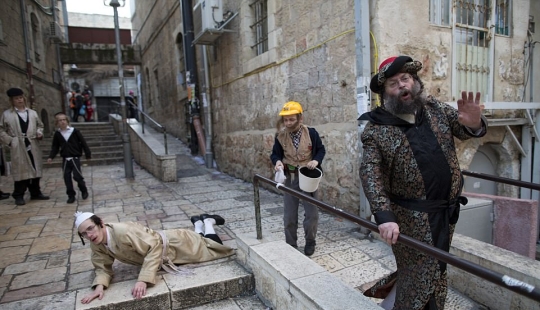 Absolute Mazl tov: How Jews in Jerusalem celebrated Purim
