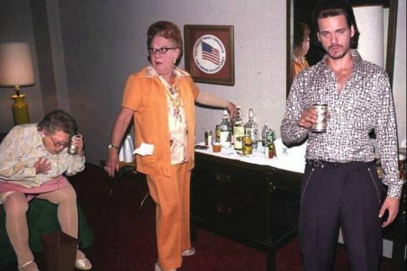 abuelas en aislamiento abuelas en aislamiento