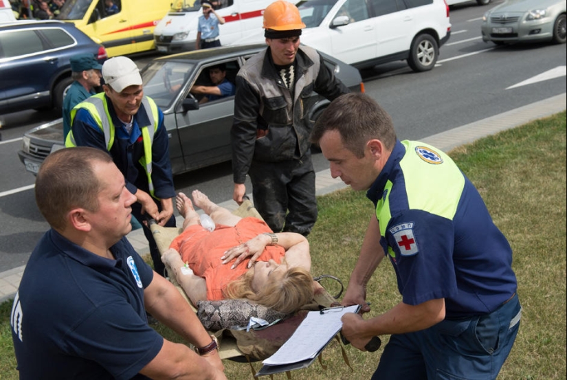 Accident in the Moscow metro on the stretch Slavyansky Boulevard - Victory Park
