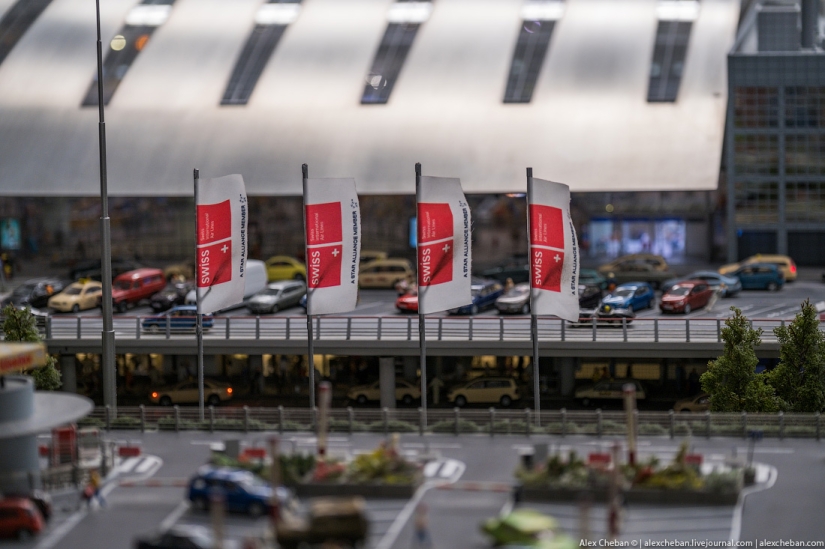 Aeropuerto de juguete para niños grandes por 4 4.8 millones Aeropuerto de juguete para niños grandes por 4 4.8 millones