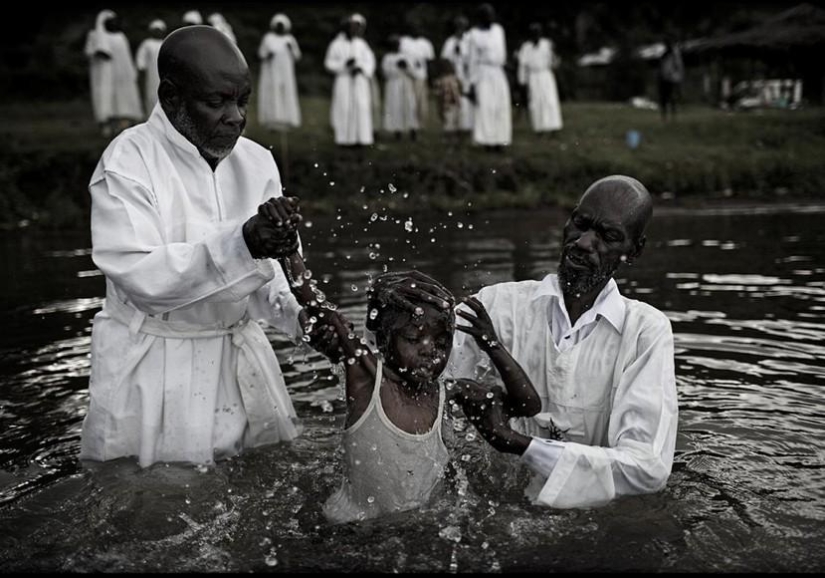 Africa from Sunrise to Sunset: One Day Trip