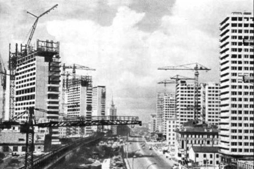 Ah, Arbat, mi Arbat... Ah, Arbat, mi Arbat...