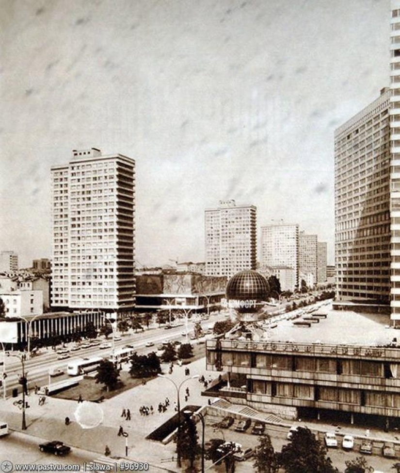 Ah, Arbat, mi Arbat... Ah, Arbat, mi Arbat...