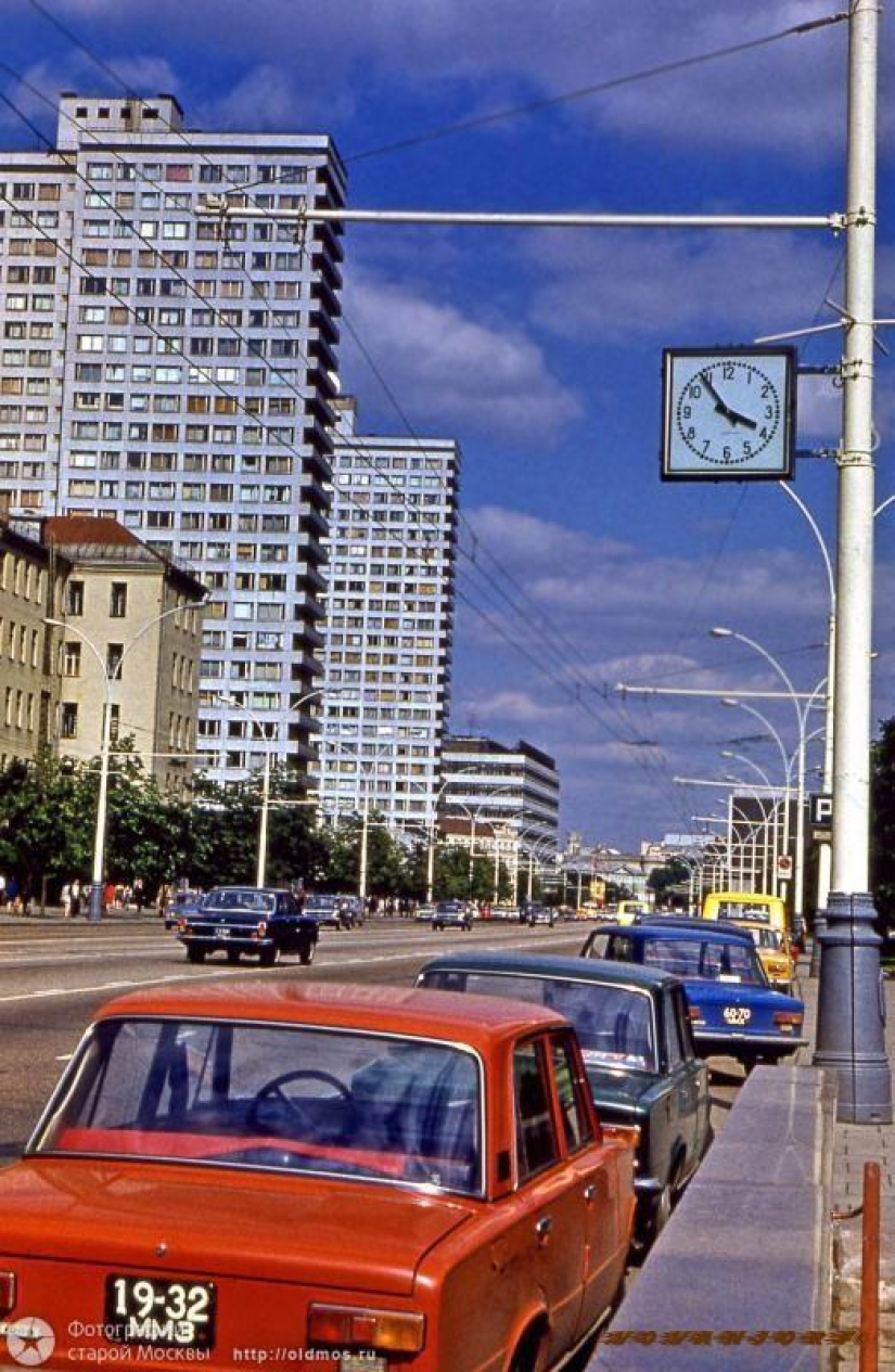 Ah, Arbat, my Arbat... Ah, Arbat, my Arbat...