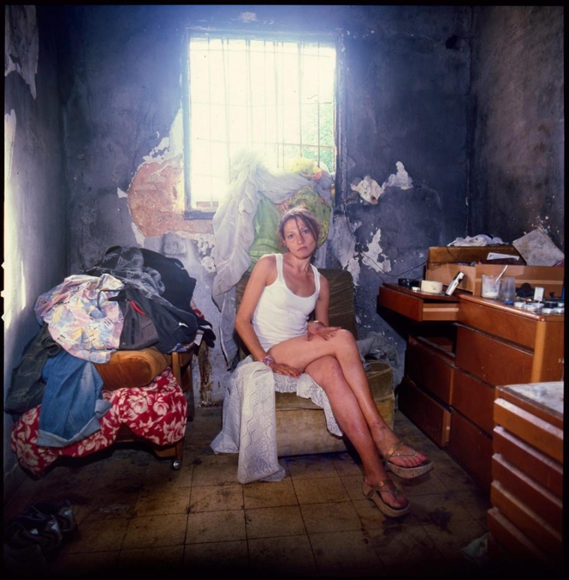 Al borde de la sociedad israelí Al borde de la sociedad israelí