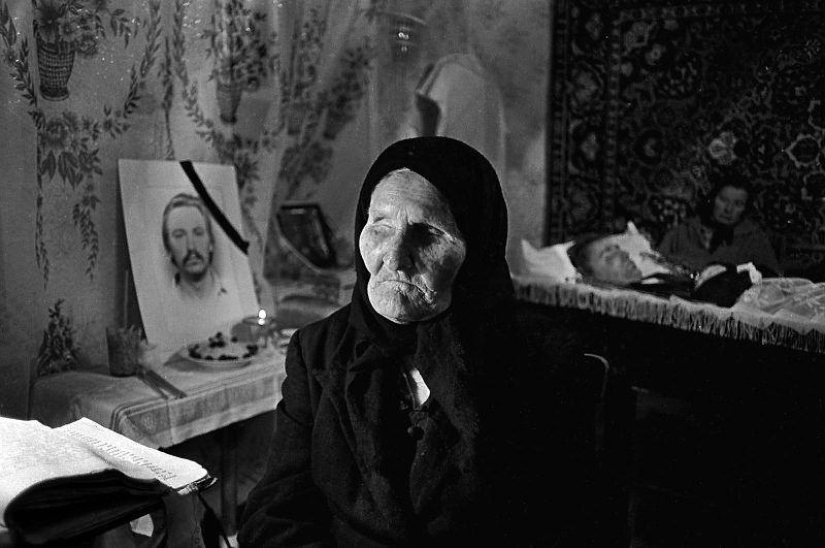 Alexander Chekmenev - "Donbass": La vida real de los mineros