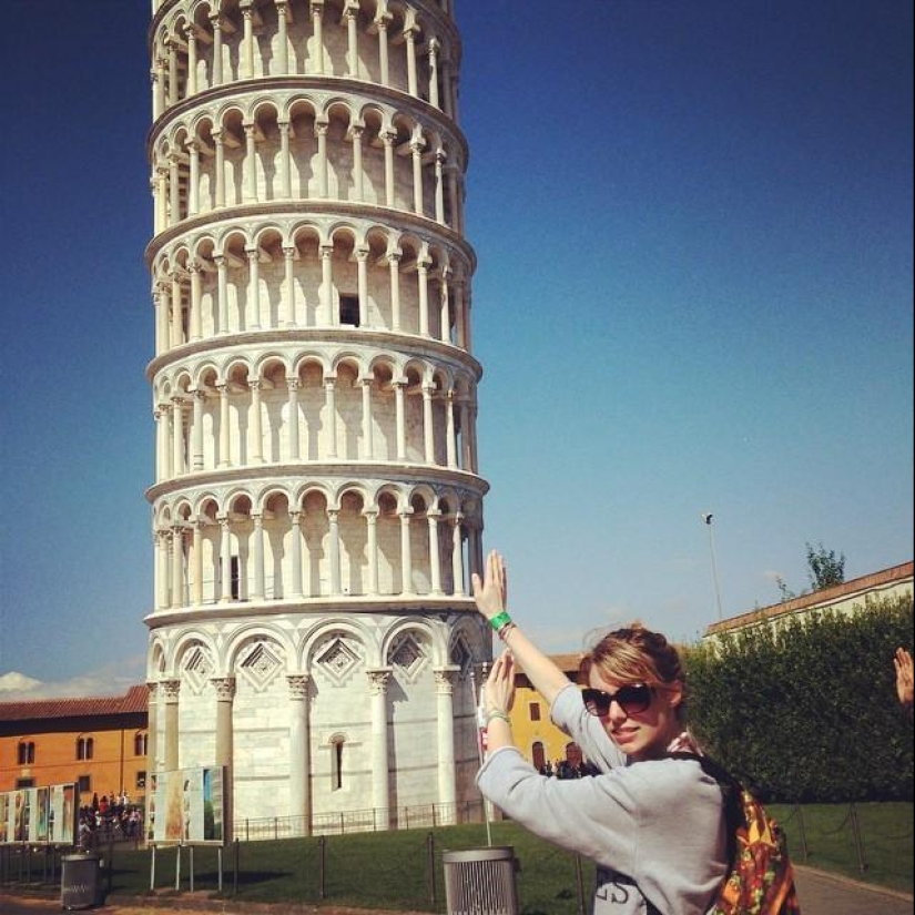 All tourists do it All tourists do it