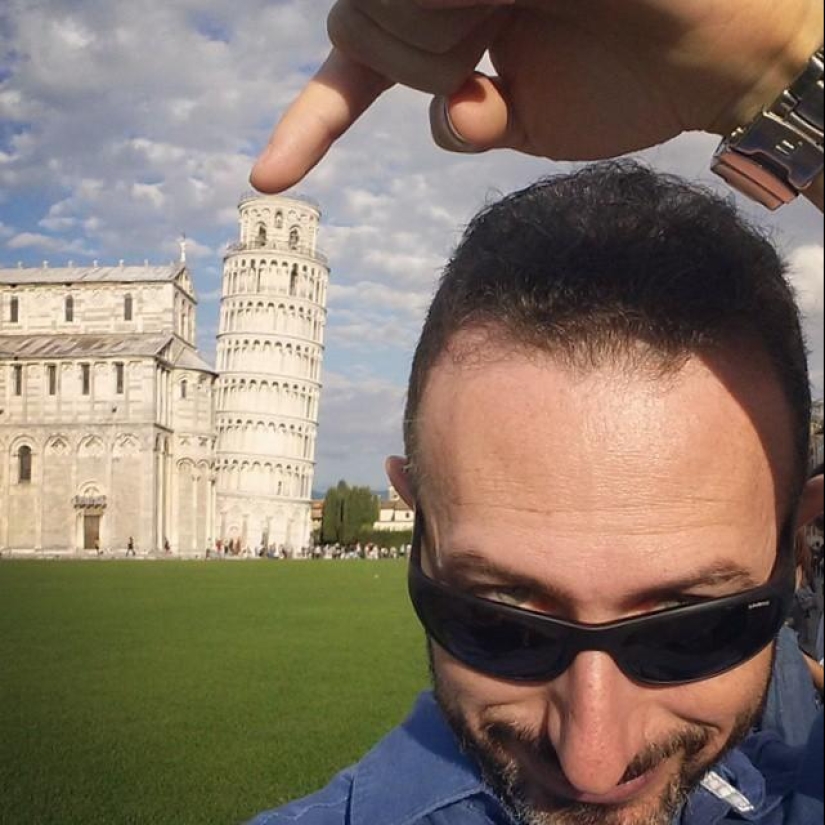 All tourists do it All tourists do it