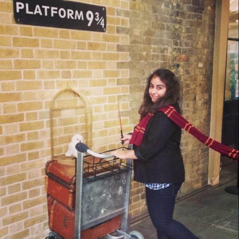 All tourists do it All tourists do it