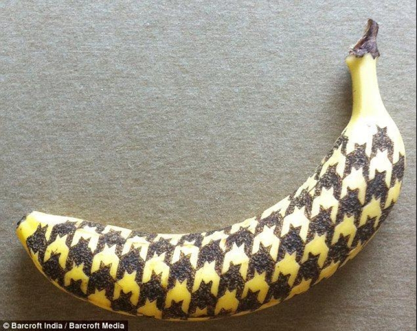 Amazing drawings on bananas Amazing drawings on bananas