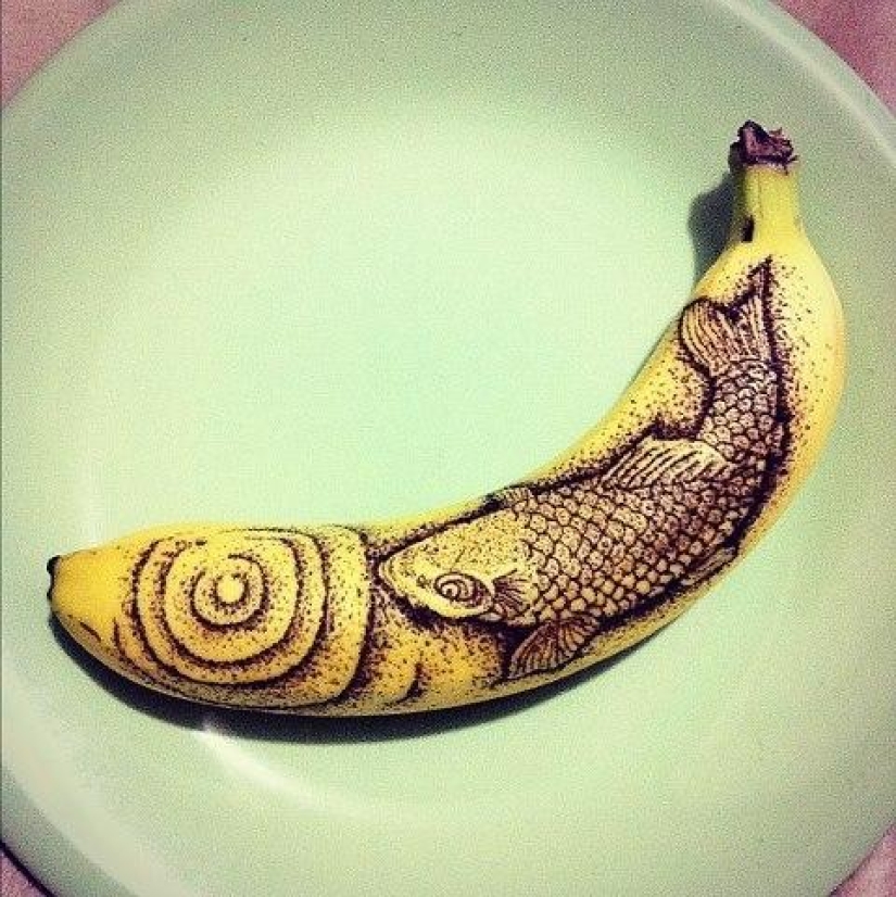 Amazing drawings on bananas Amazing drawings on bananas
