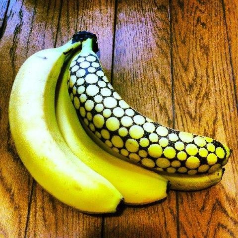 Amazing drawings on bananas Amazing drawings on bananas