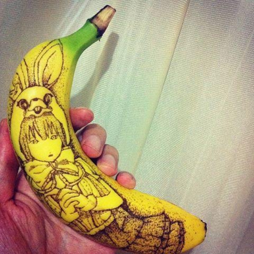 Amazing drawings on bananas Amazing drawings on bananas