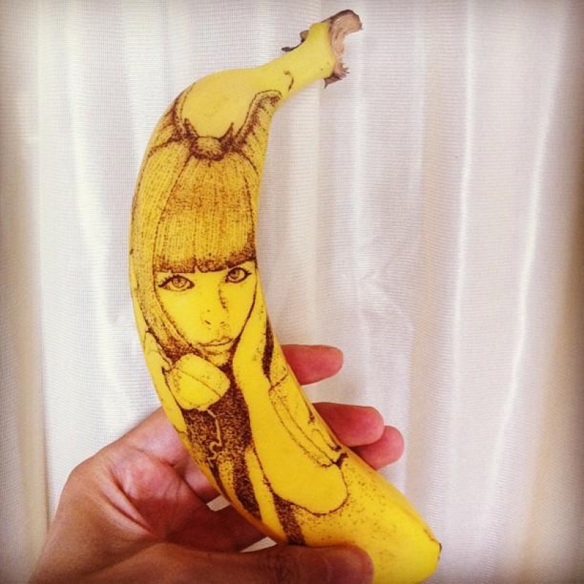 Amazing drawings on bananas Amazing drawings on bananas