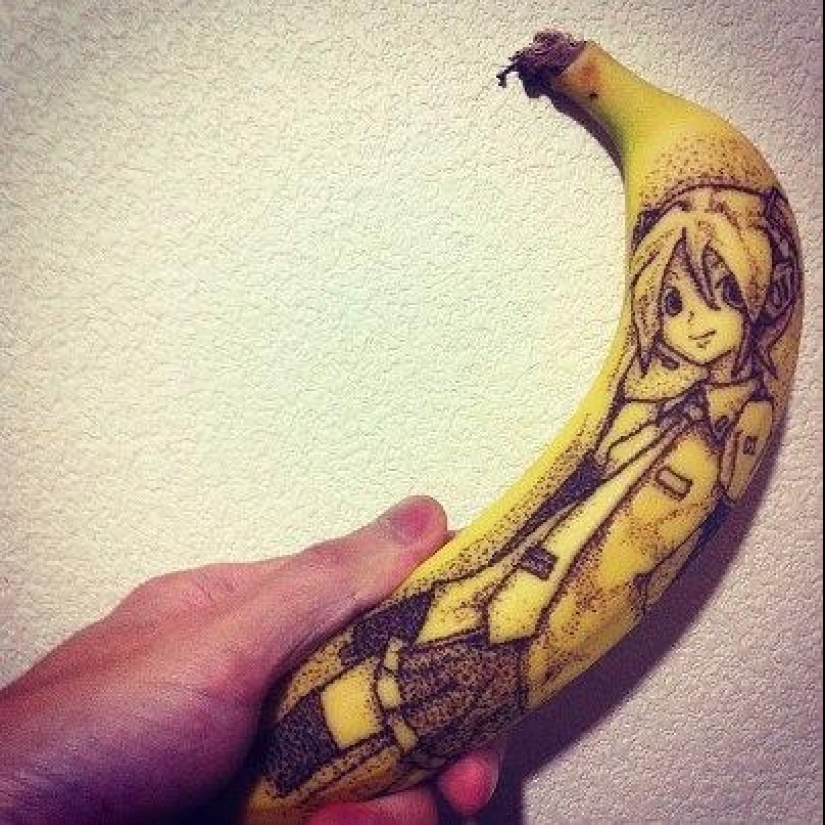 Amazing drawings on bananas Amazing drawings on bananas