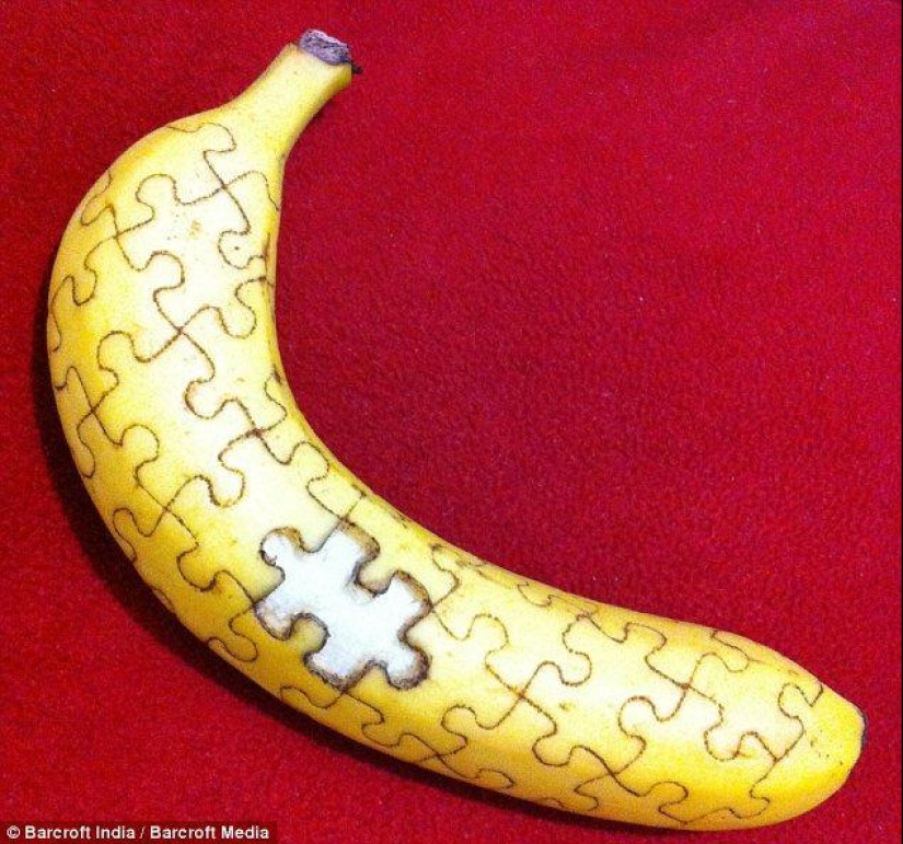 Amazing drawings on bananas Amazing drawings on bananas