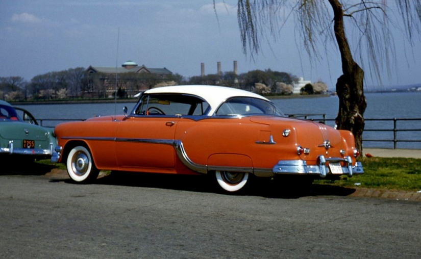 America 50s in color