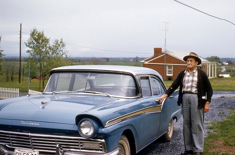 America 50s in color