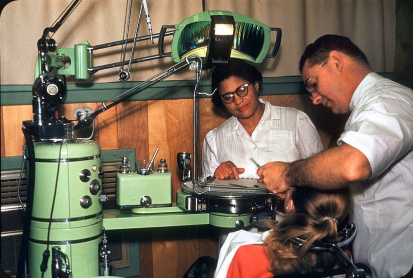 America 50s in color