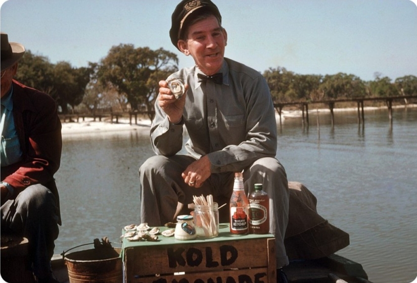 America 50s in color