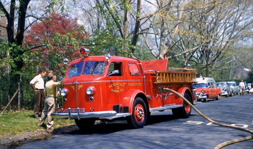 America 50s in color