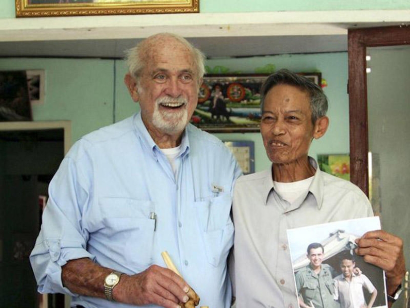 American doctor returns Vietnamese man's arm that was amputated half a century ago American doctor returns Vietnamese man's arm that was amputated half a century ago