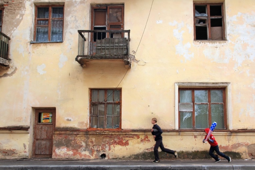 American footprint in the Russian province American footprint in the Russian province