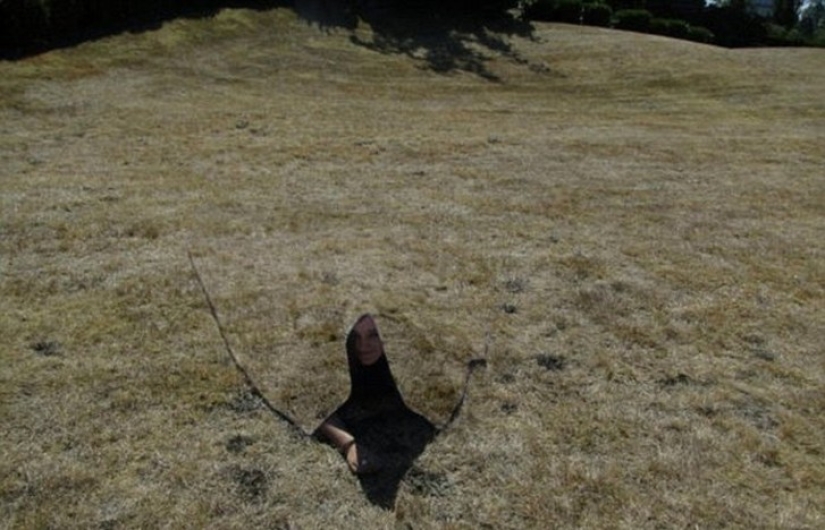 American scientists have created a portable invisibility cloak