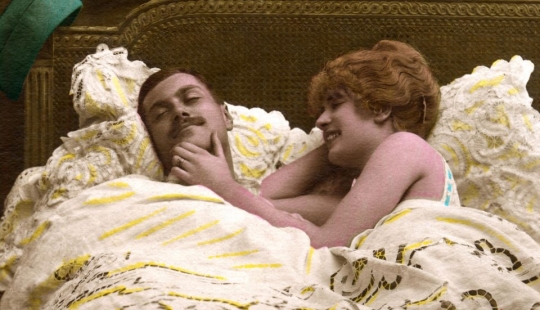 Amor corrupto durante la guerra: raras fotos de soldados británicos encontrados en burdeles franceses durante la Primera Guerra Mundial