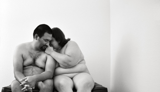"Amor gordo": un proyecto fotográfico sobre relaciones que la sociedad prefiere no notar