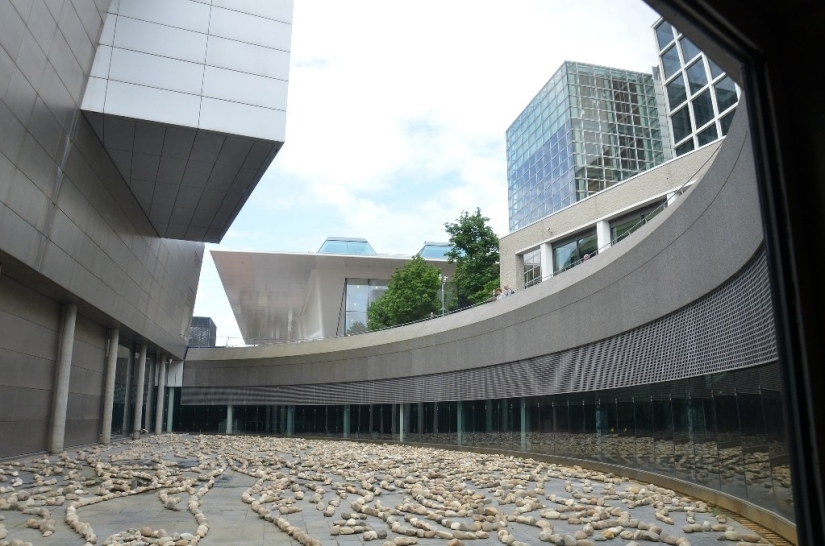 Amsterdam in numbers and photos Amsterdam in numbers and photos