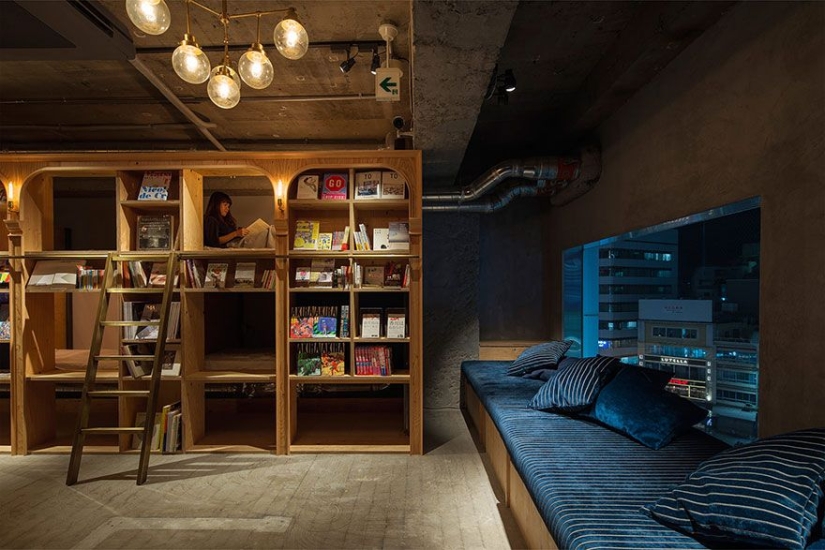 An unusual hotel in Tokyo for those who like to fall asleep with a book in their hands