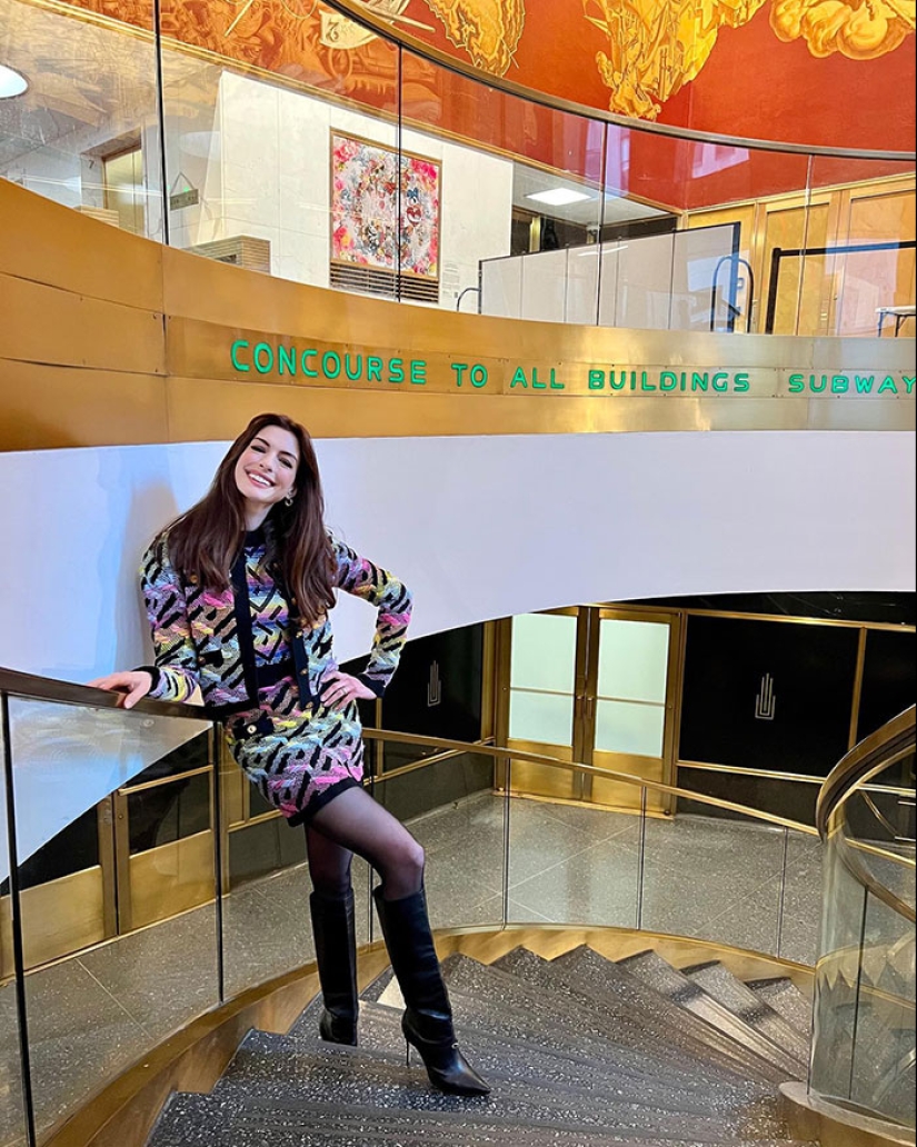 Anne Hathaway Claps Back To All People Saying She Looks “Really Good” For A 40-Year-Old