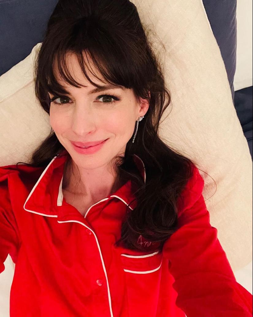 Anne Hathaway Claps Back To All People Saying She Looks “Really Good” For A 40-Year-Old