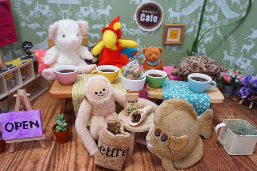 Another Japanese madness: cafe for plush toys