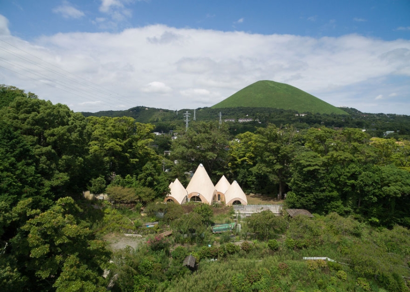 Arquitecto japonés construyó una casa de ensueño para hombres de negocios jubilados Arquitecto japonés construyó una casa de ensueño para hombres de negocios jubilados