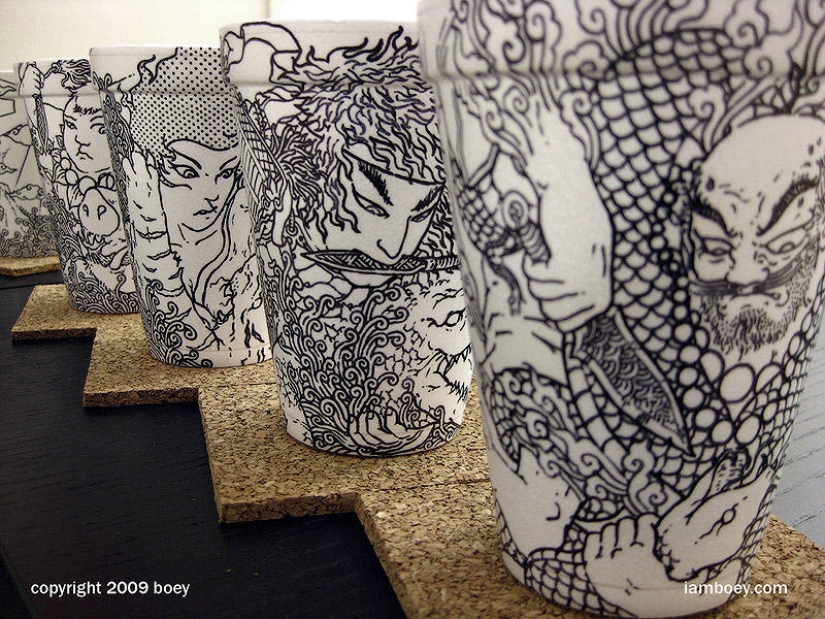 Art on coffee cups Art on coffee cups