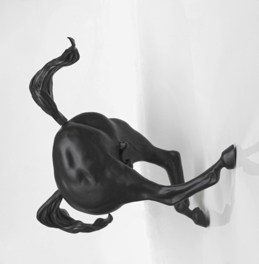 Art on the Edge by Monica Piloni