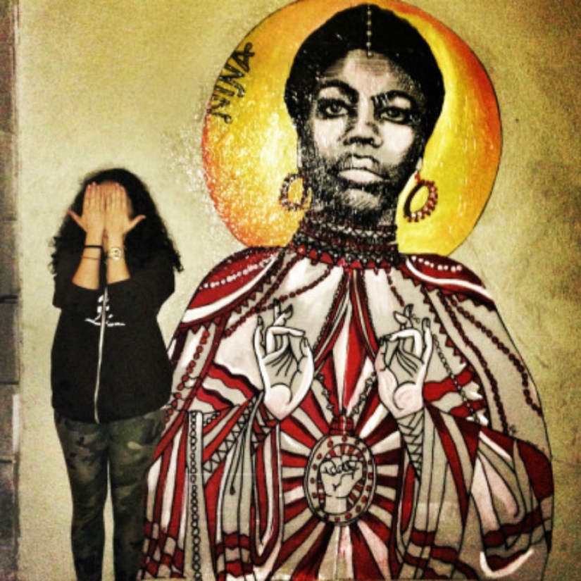 Art or highly artistic vandalism? Art or highly artistic vandalism?