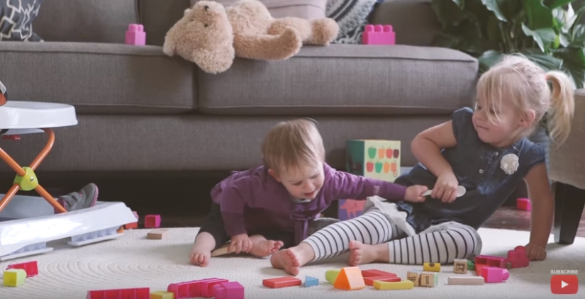 "As usual" and "magically": the same day through the eyes of mother and child "As usual" and "magically": the same day through the eyes of mother and child