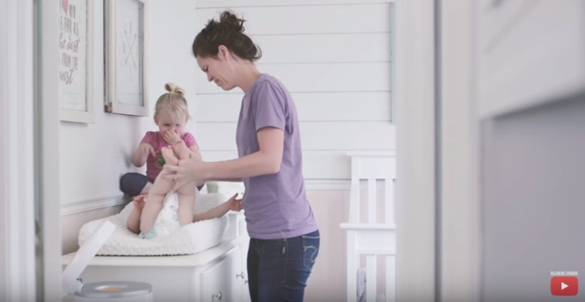 "As usual" and "magically": the same day through the eyes of mother and child "As usual" and "magically": the same day through the eyes of mother and child