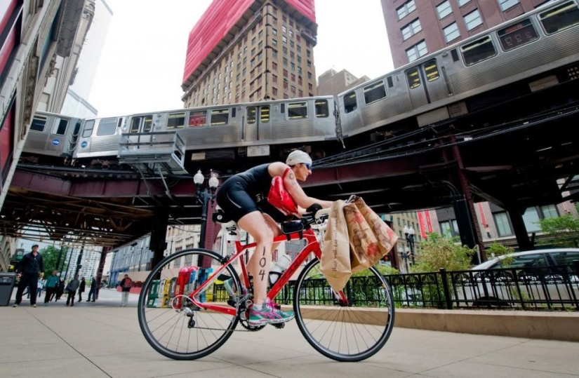 Atletas entre nosotros Atletas entre nosotros