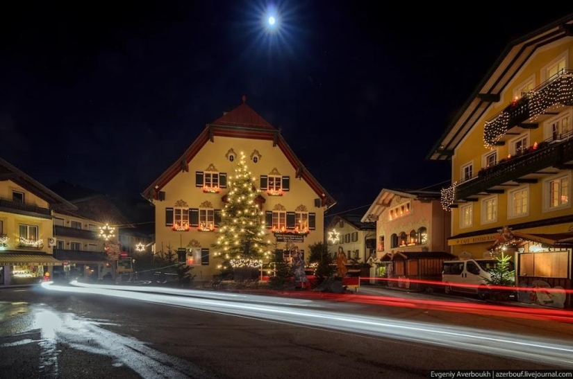 Austrian Christmas story. Night lights of St. Gilgen