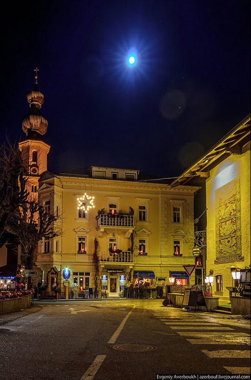 Austrian Christmas story. Night lights of St. Gilgen