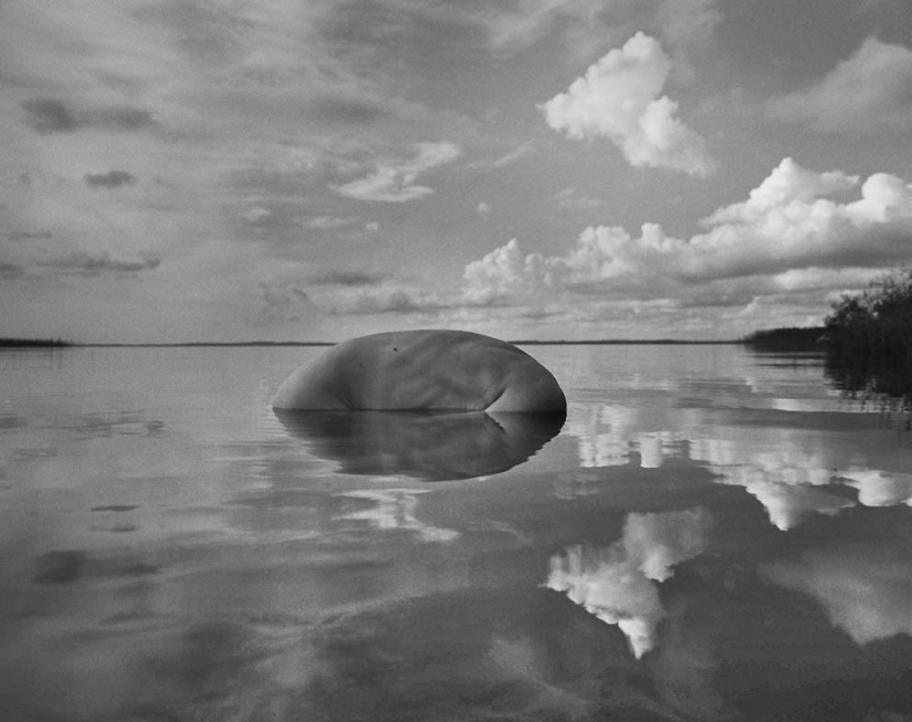 Autorretratos inusuales de Arno Minkkinen Autorretratos inusuales de Arno Minkkinen