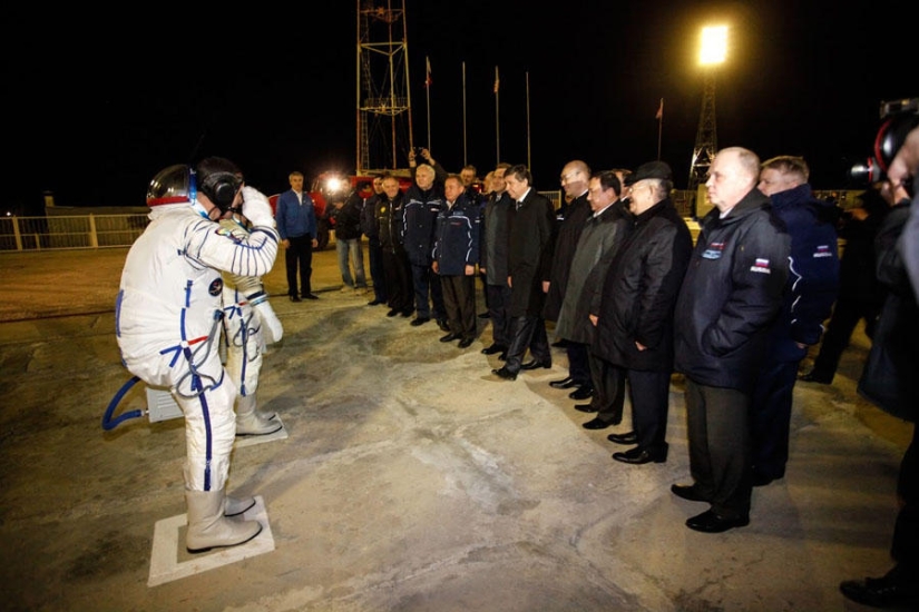 Baikonur: everyday life and a new start