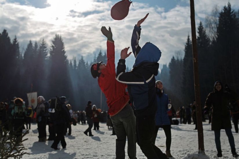 "Bakshevskaya Maslitsa" en un claro secreto en la región de Moscú