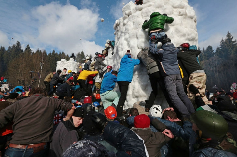 "Bakshevskaya Maslitsa" en un claro secreto en la región de Moscú