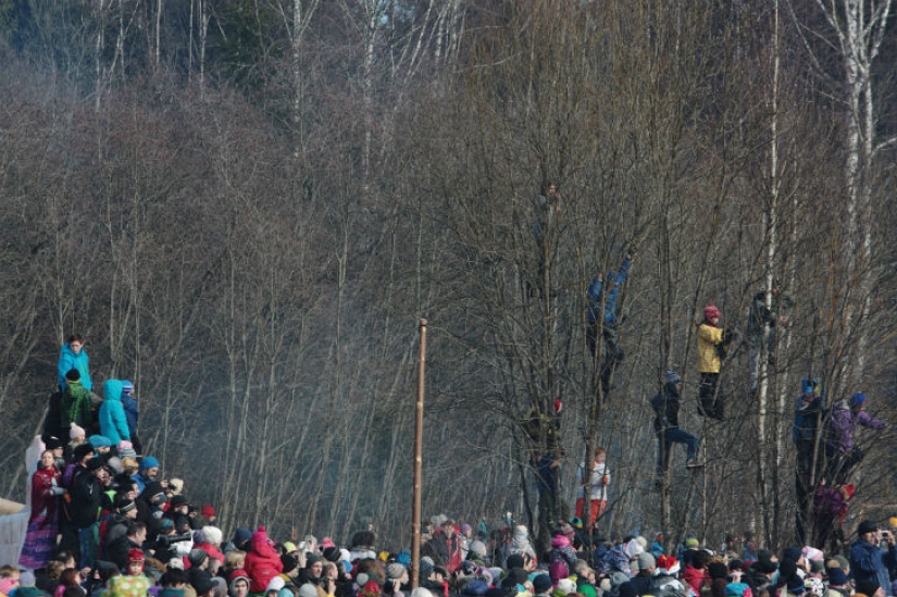 "Bakshevskaya Maslitsa" en un claro secreto en la región de Moscú